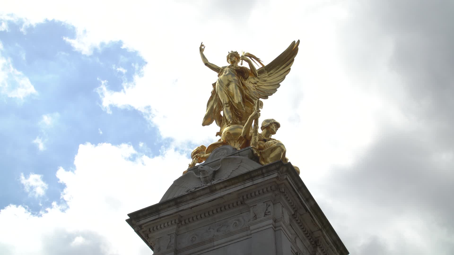 Golden Statue at Buckingham Palace
