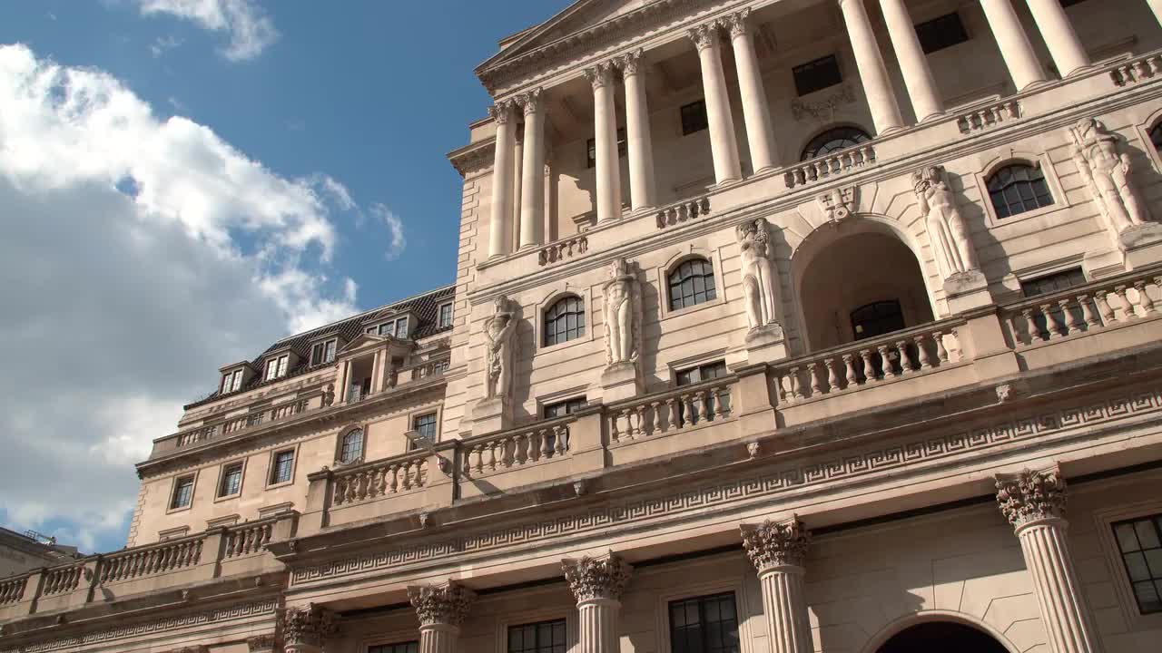 Historic Bank of England Building in London 4K