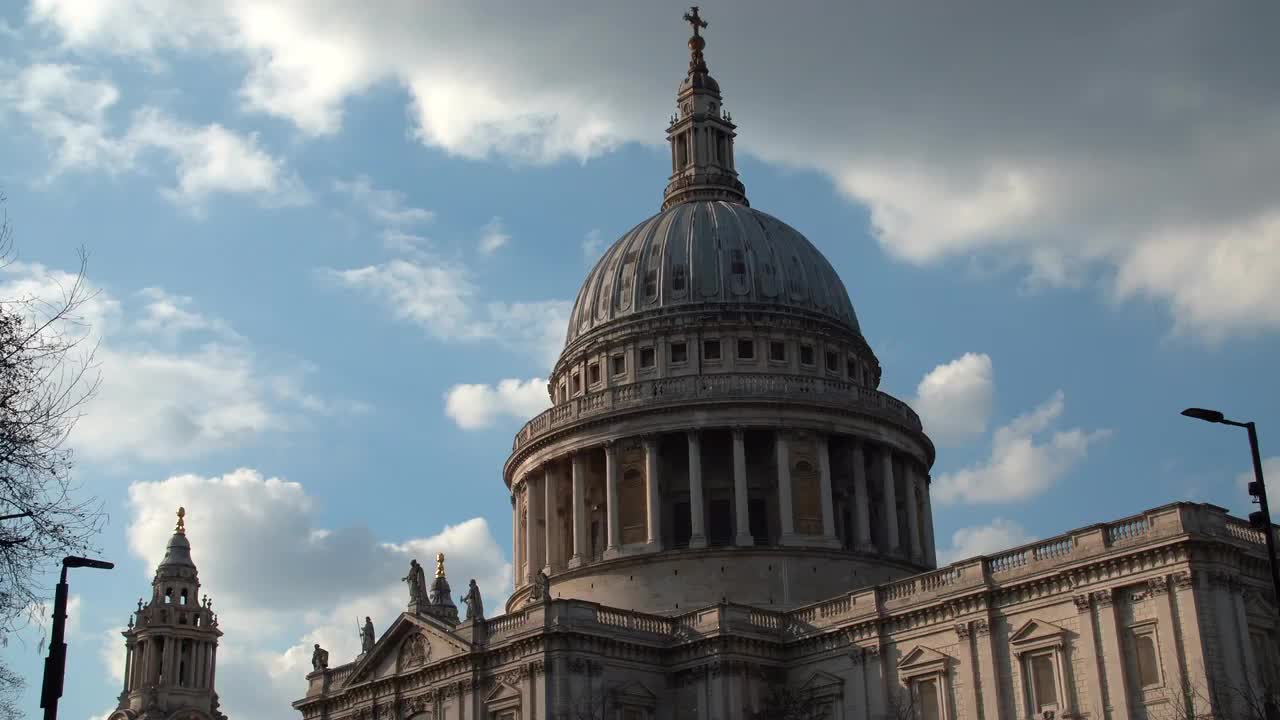 St Paul's Cathedral in London - 4K Stock Footage