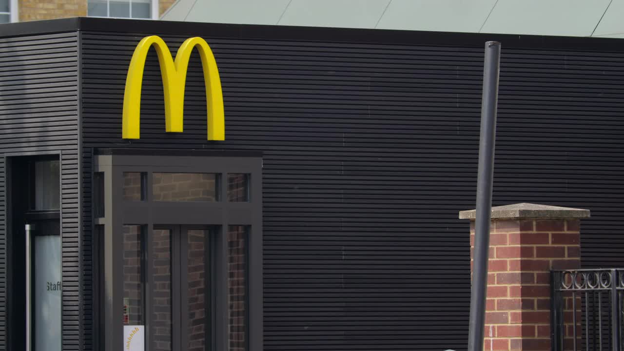 McDonald's Restaurant Exterior in London