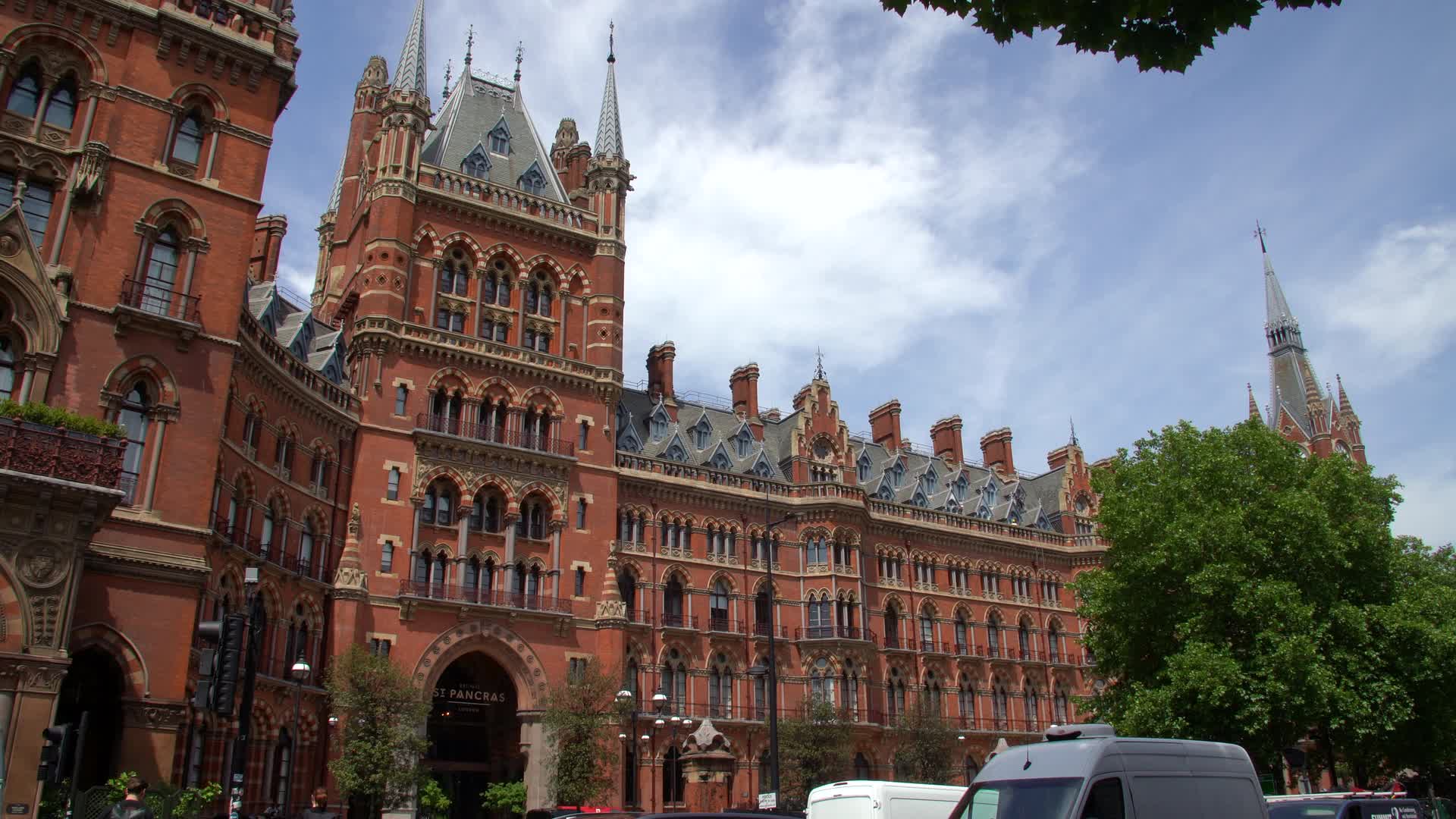 St Pancras Renaissance Hotel Exterior
