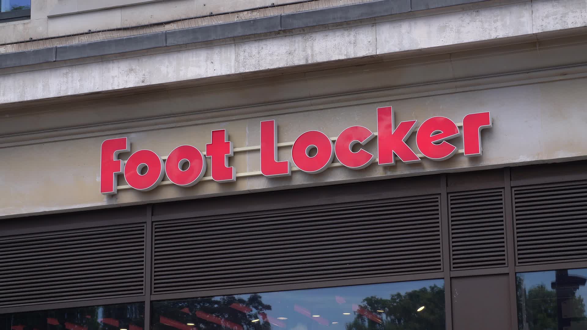 Foot Locker Storefront Exterior