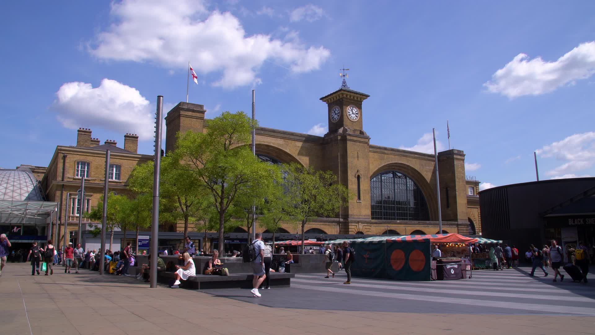King's Cross St Pancras Station with Visitors and Markets