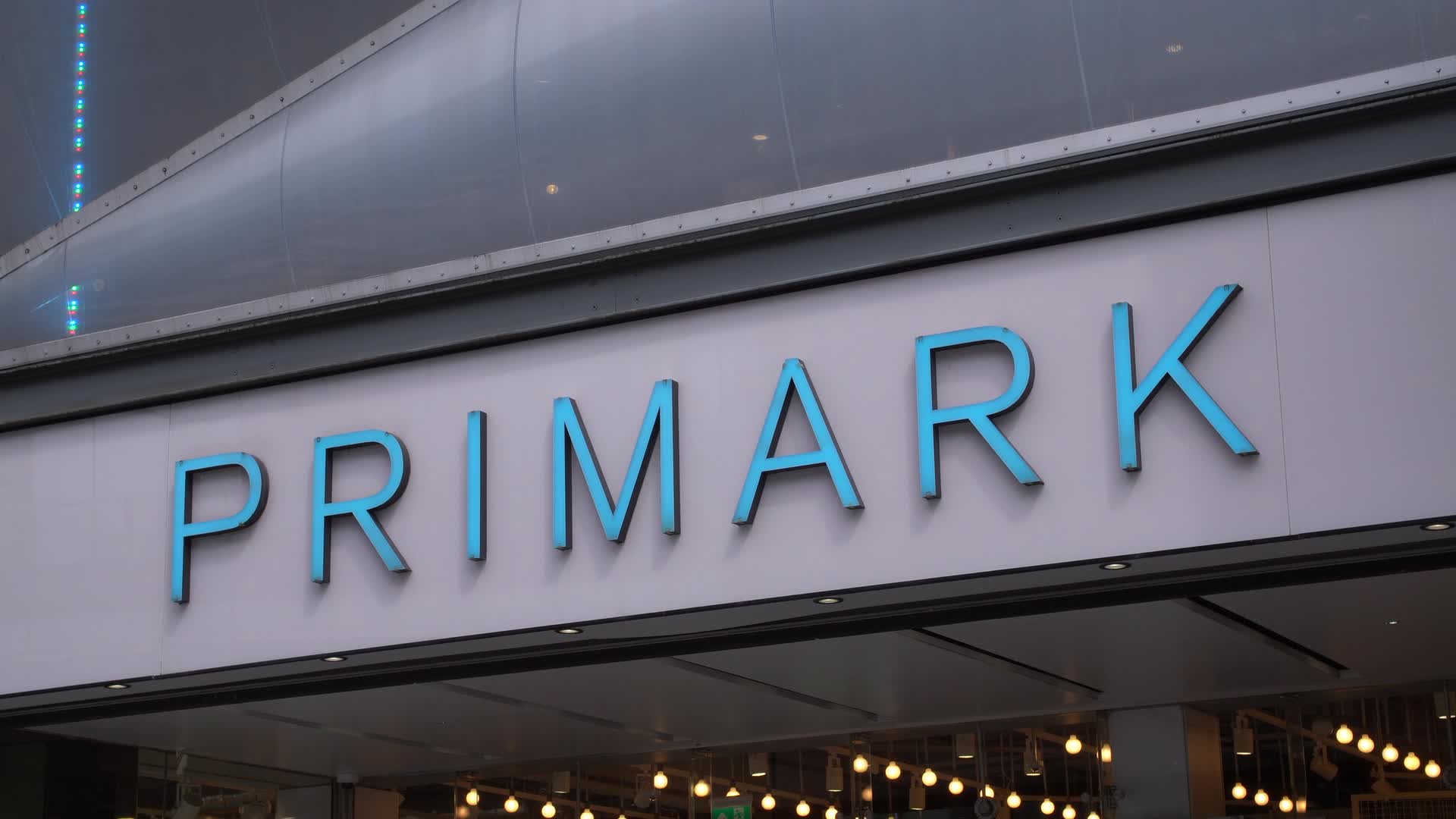 Primark Storefront Signage - June Footage