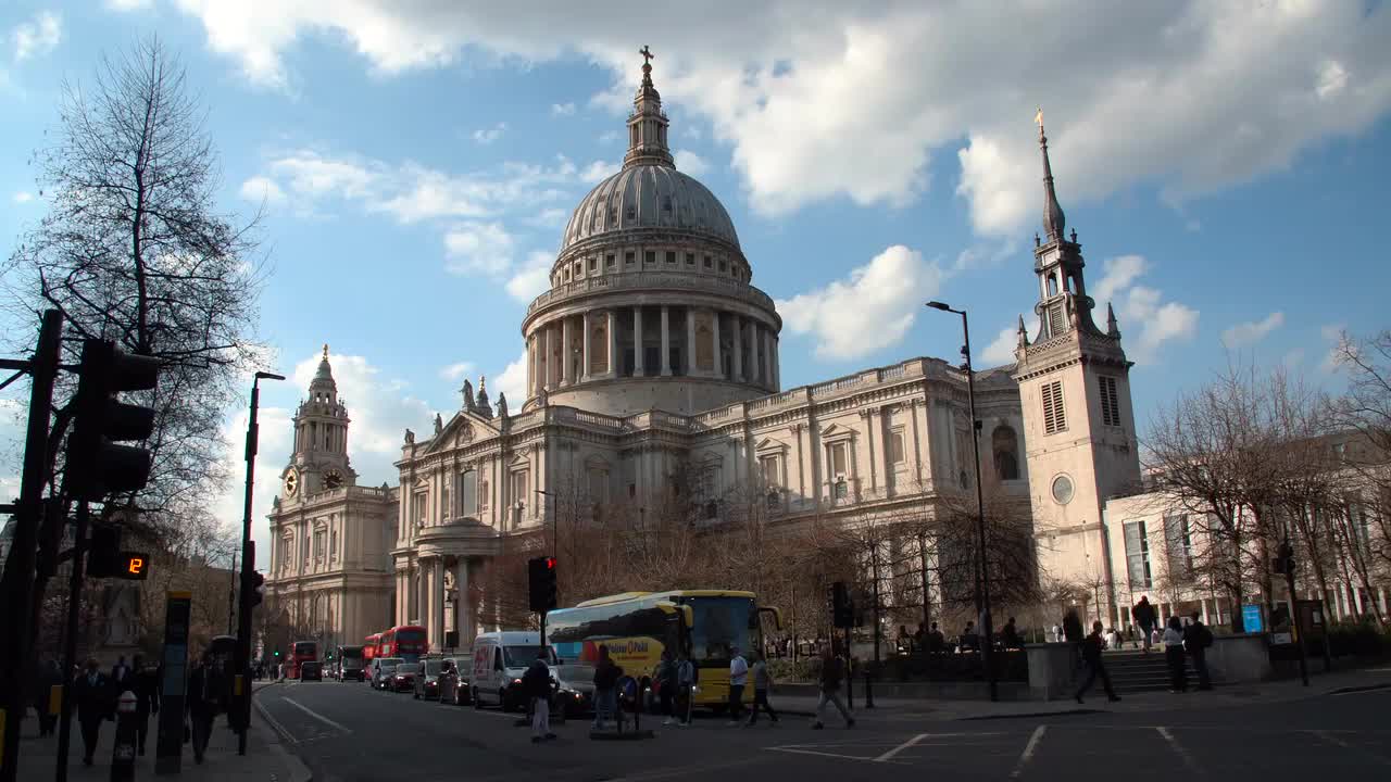 St Paul's Cathedral London 4K Street View