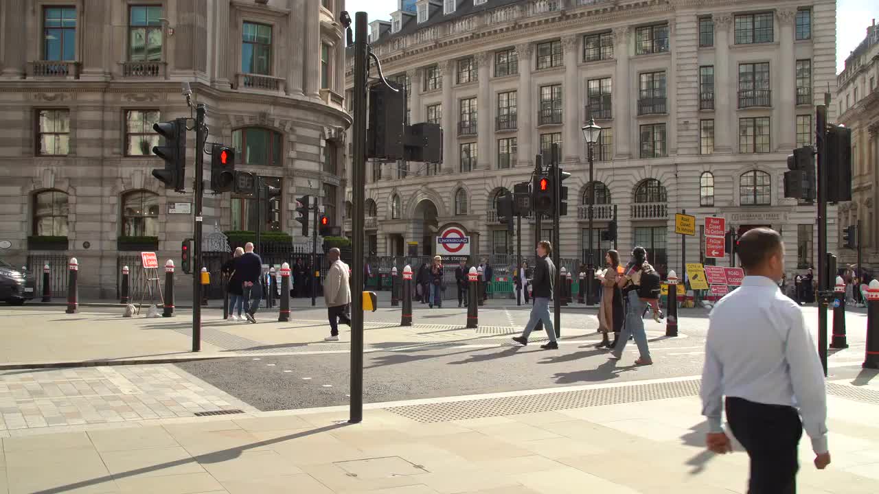 Busy Street Scene at Royal Exchange, London in 4K