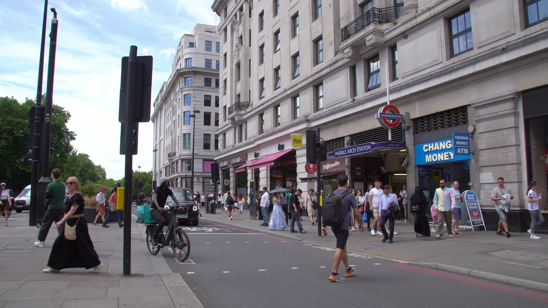 Marble Arch Station Street Scene