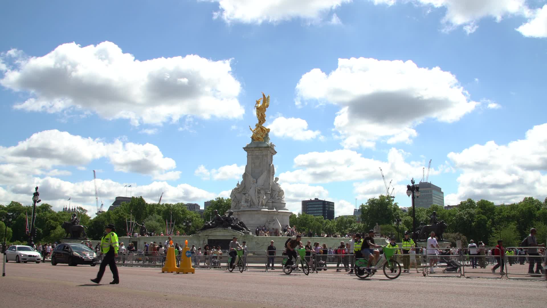 Bustling Scene Near Buckingham Palace, London