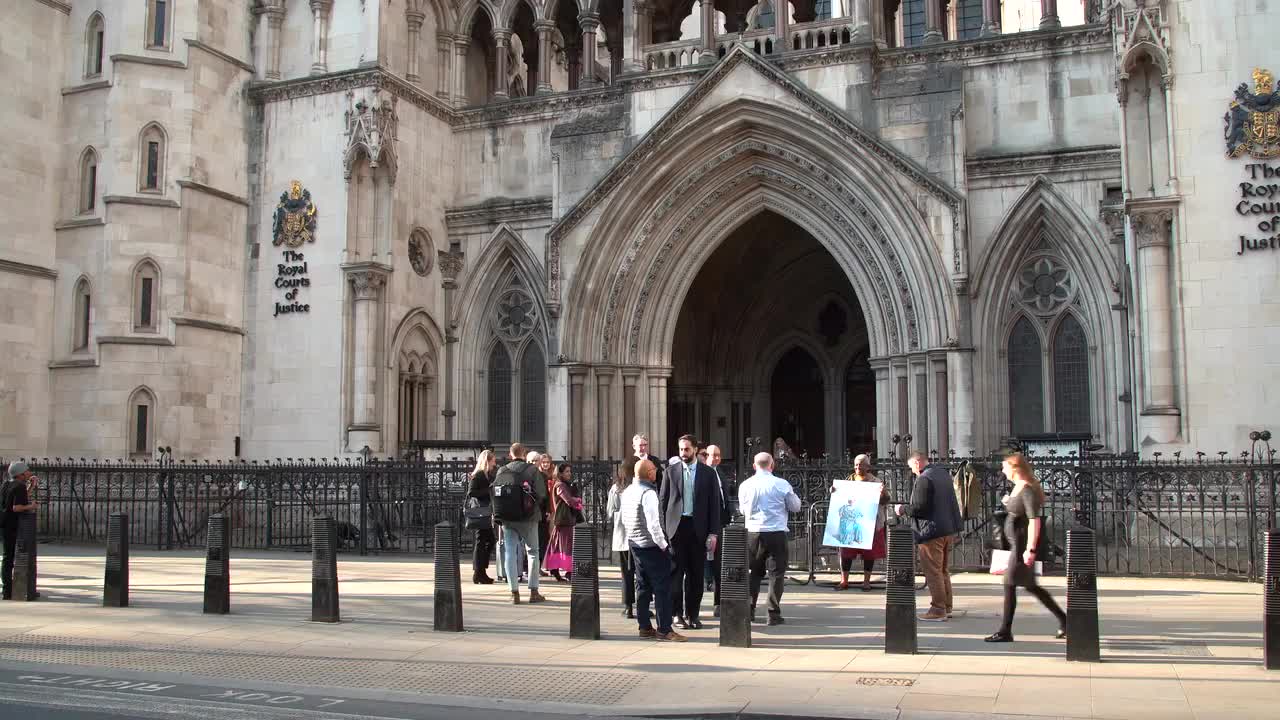 Royal Courts of Justice Exterior with People