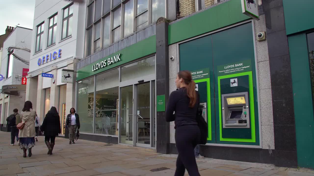 Lloyds Bank Exterior on Busy Urban Street