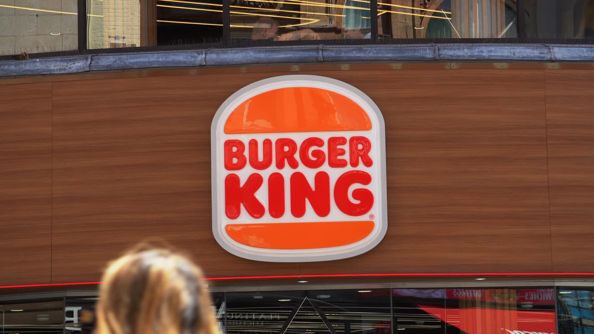 Burger King Storefront Exterior