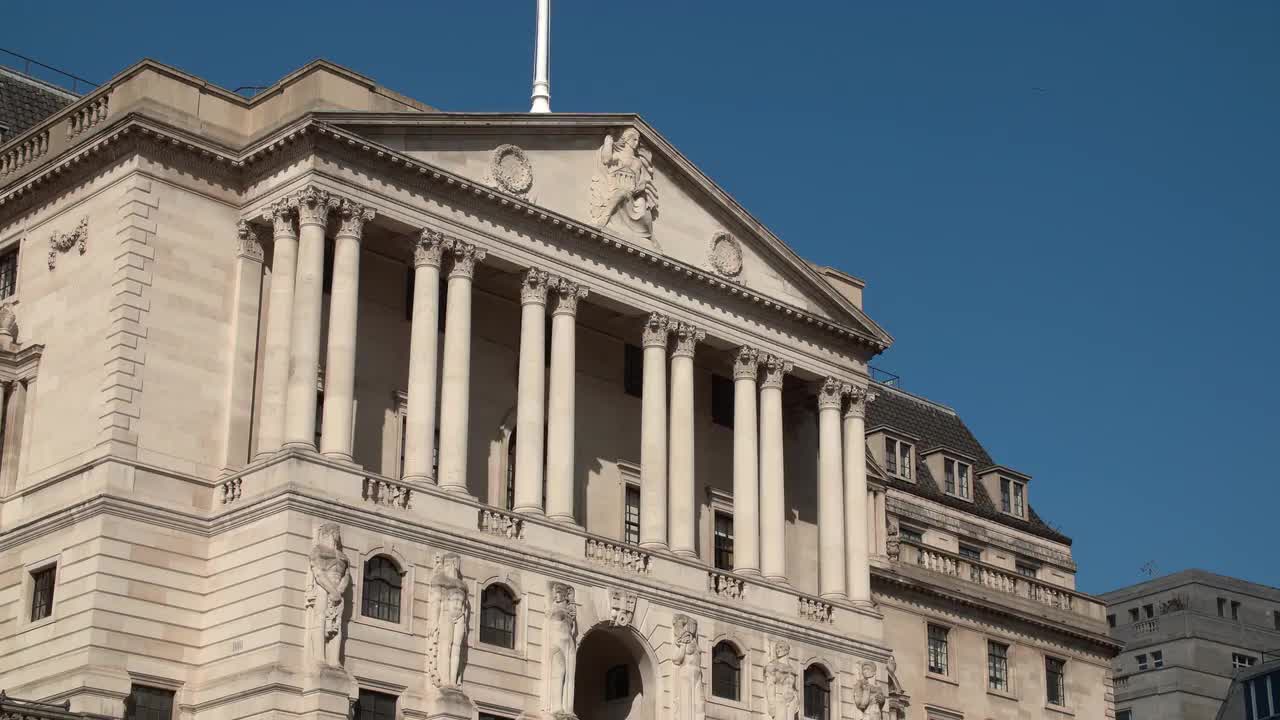 Bank of England Historic Building 4K Video