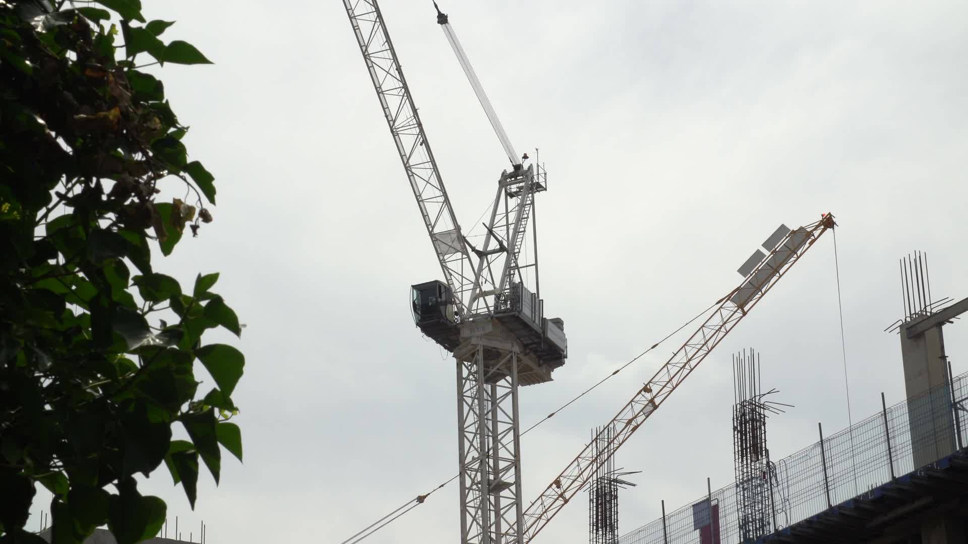 Urban Construction with Cranes in London