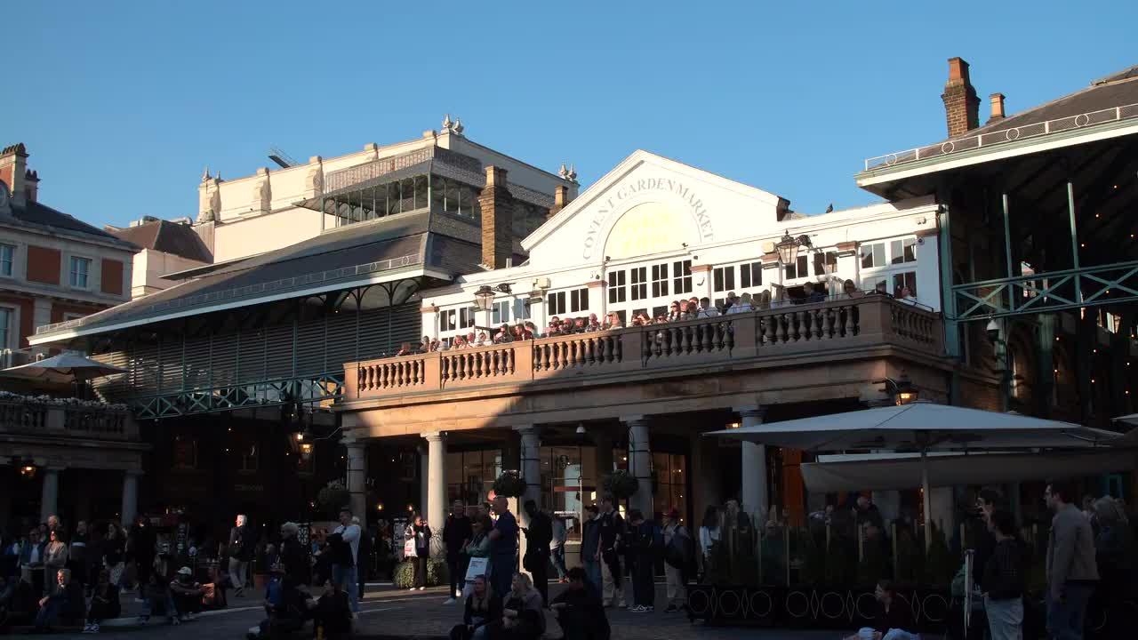 Bustling Covent Garden Marketplace on a Sunny Day