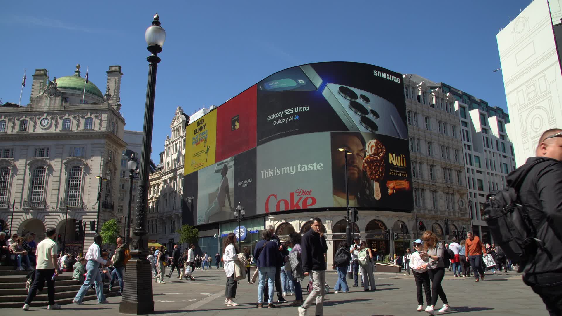 Piccadilly Circus London General Views