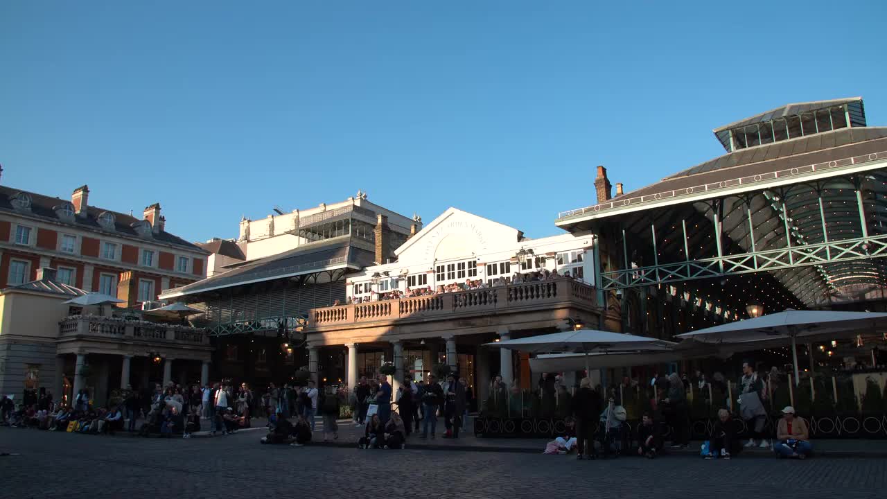 Bustling Day at Covent Garden Market