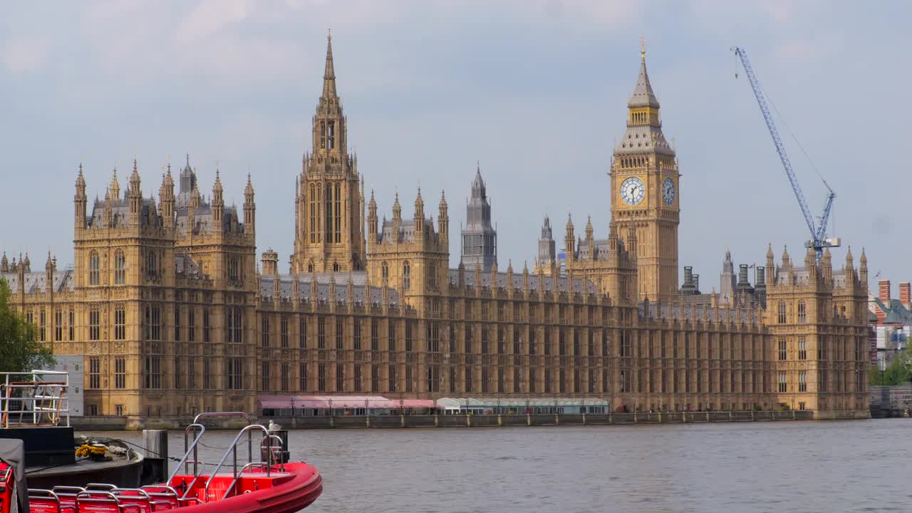 UK Parliament and Big Ben with River Thames View in London