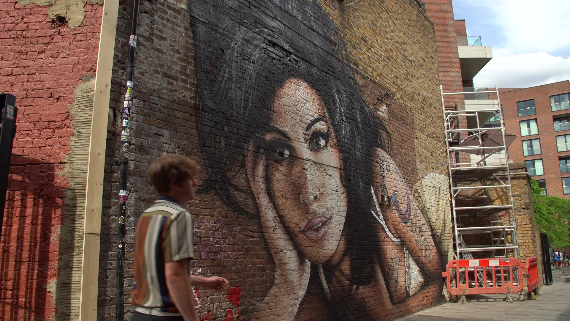 Amy Winehouse Mural in Camden - Street Art in Urban London